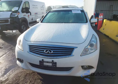 2013 Infiniti G37 Journey z USA, uszkodzony, nr VIN JN1CV6APXDM716287